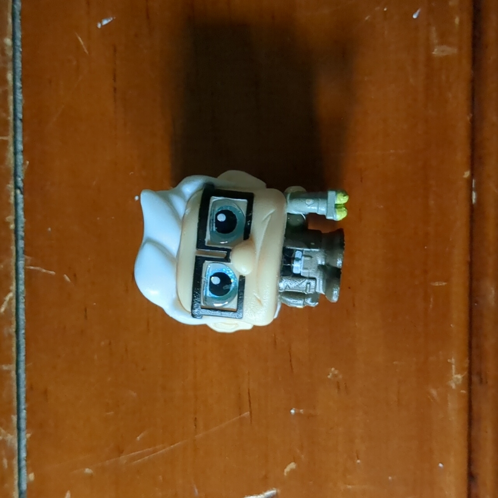 SALE 3/$9 or 4/$12: Disney Doorables Carl from UP Series 7